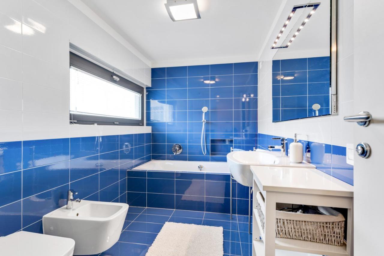 La Perla Apartment Комо Екстериор снимка
