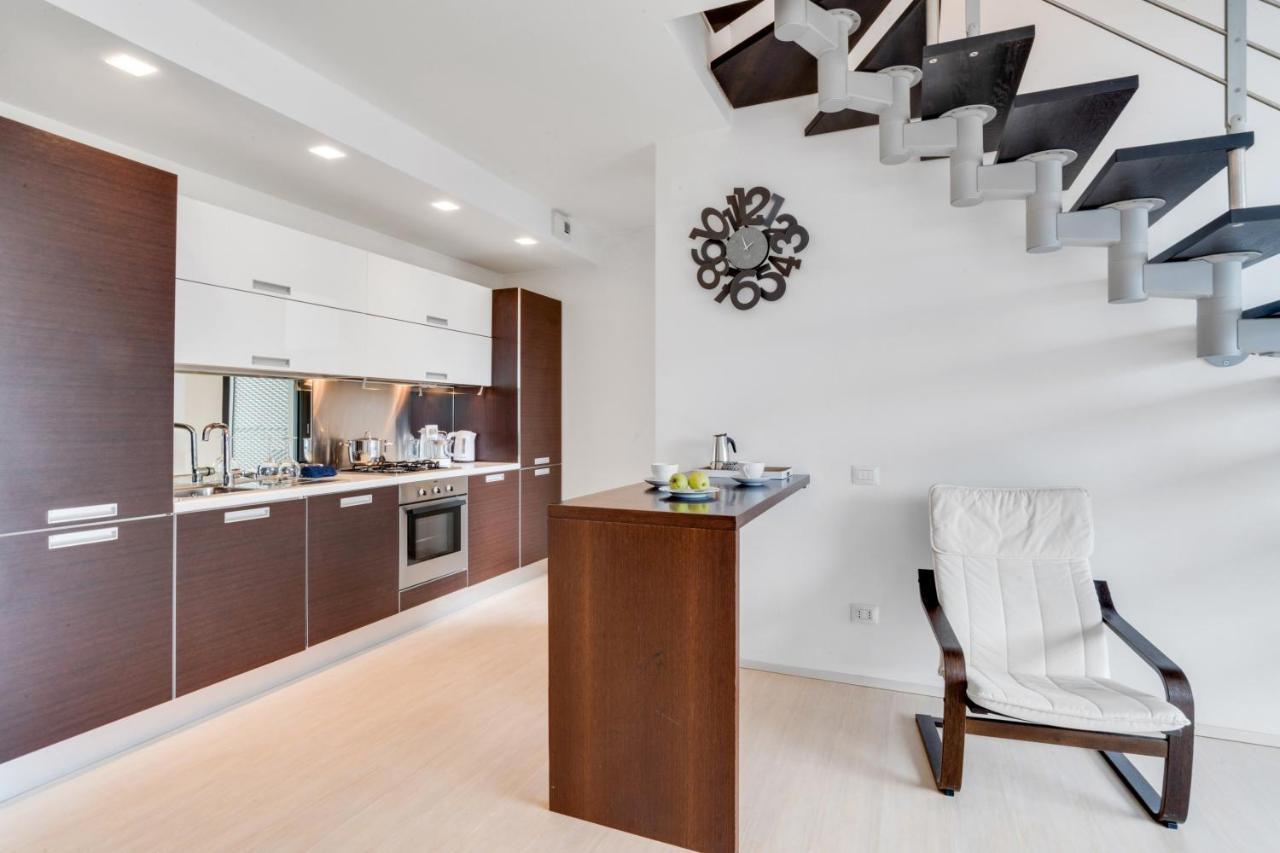 La Perla Apartment Комо Екстериор снимка